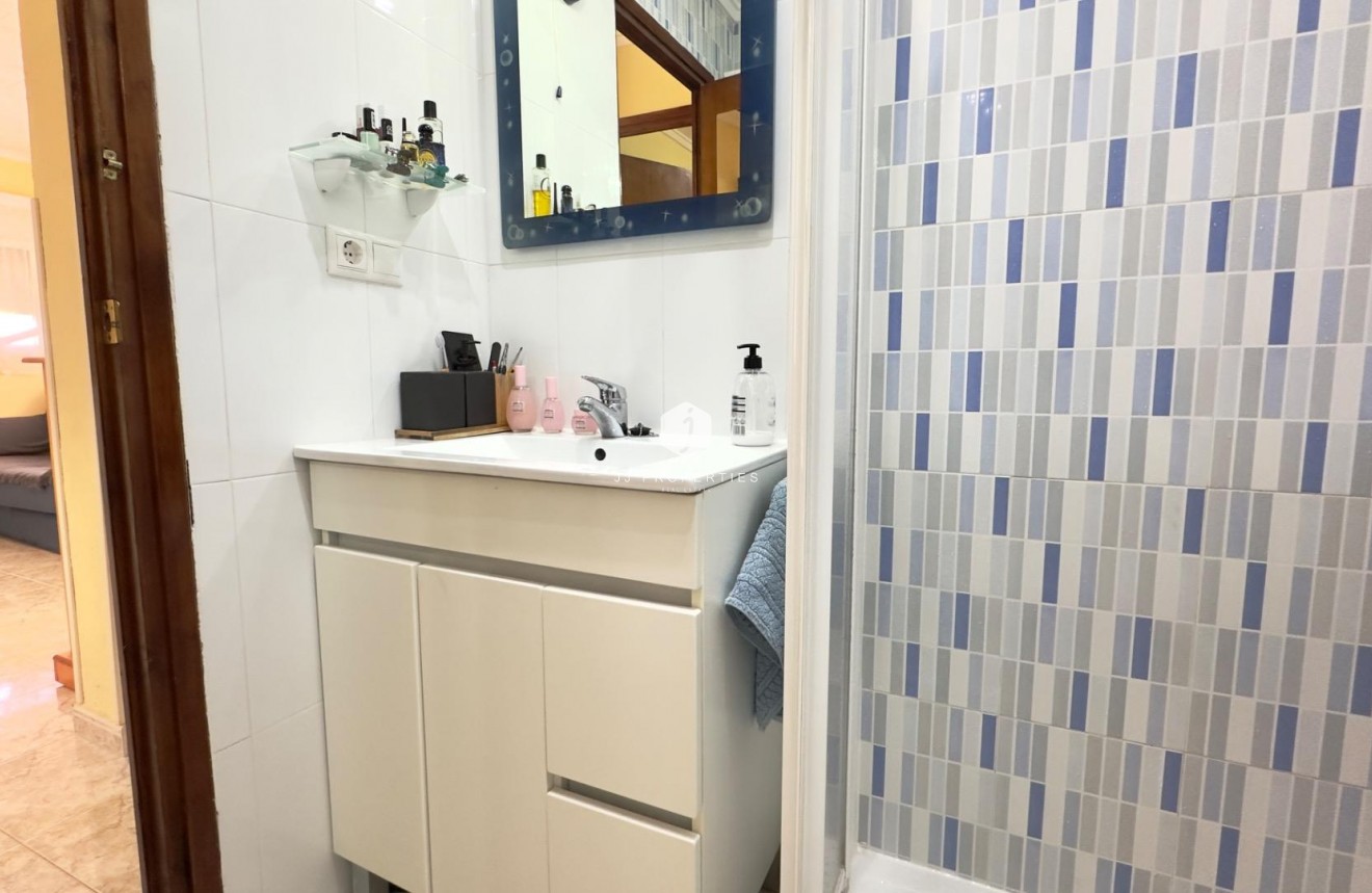 Tweedehands - Bungalow -
Torrevieja - Torretas