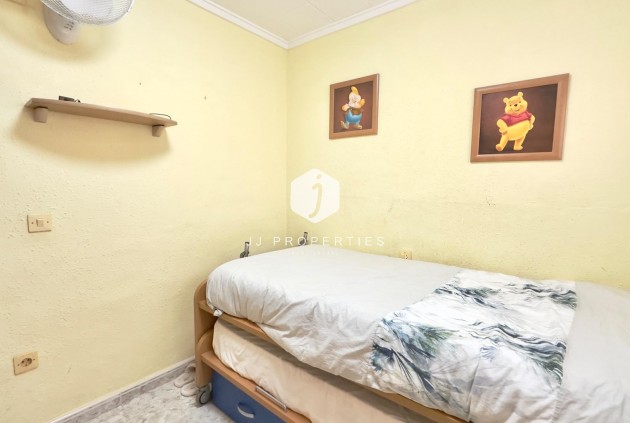Tweedehands - Bungalow -
Torrevieja - Torretas