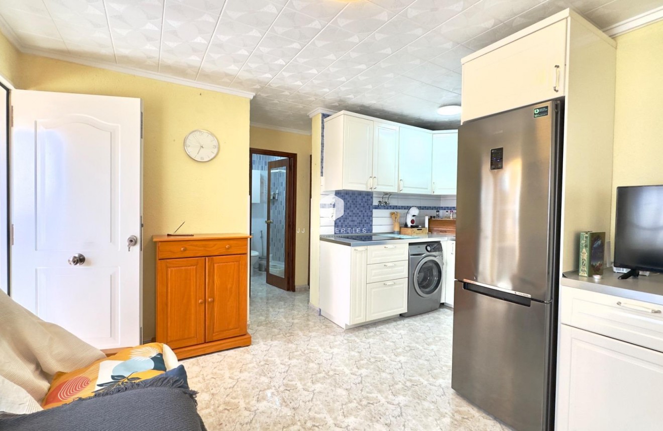 Tweedehands - Bungalow -
Torrevieja - Torretas