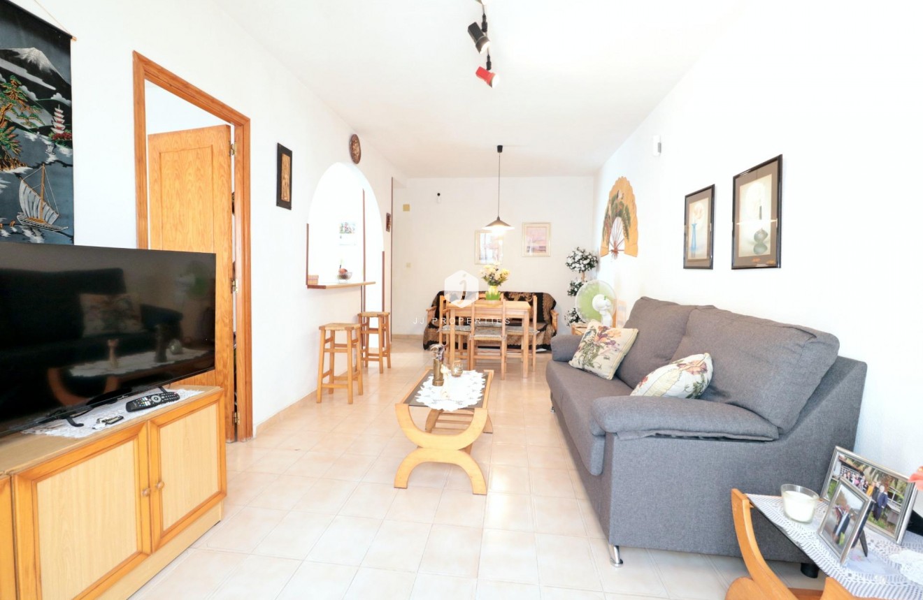 Tweedehands - Bungalow -
Torrevieja - El Acequión - Los Náufragos