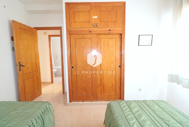 Tweedehands - Bungalow -
Torrevieja - El Acequión - Los Náufragos