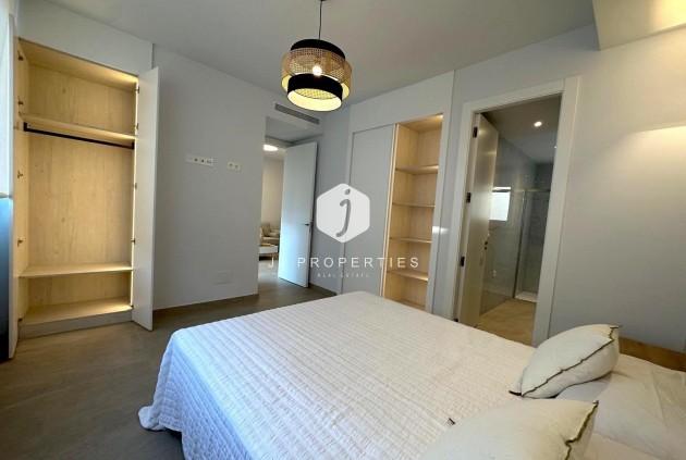 Tweedehands - Appartement / flat -
Torrevieja - Playa del Cura