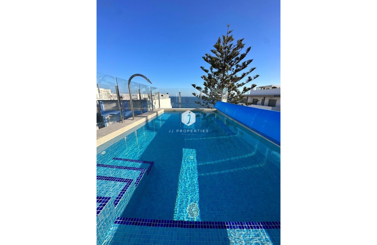 Tweedehands - Appartement / flat -
Torrevieja - Playa del Cura