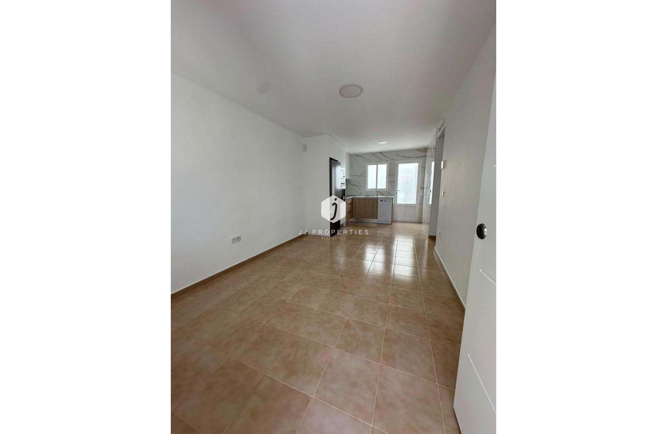 Tweedehands - Bungalow -
Torrevieja - La Siesta - El Salado - Torreta
