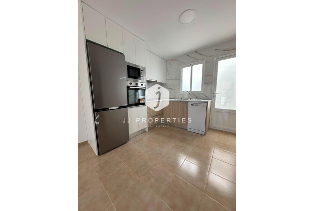 Tweedehands - Bungalow -
Torrevieja - La Siesta - El Salado - Torreta