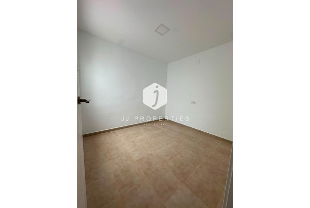 Tweedehands - Bungalow -
Torrevieja - La Siesta - El Salado - Torreta