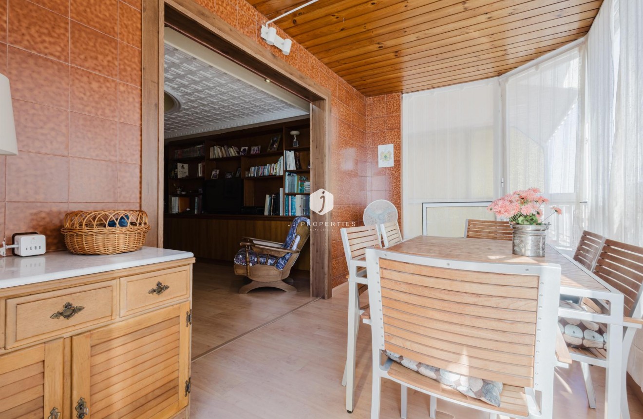 Resale - Apartment / flat -
Torrevieja - Costa Blanca