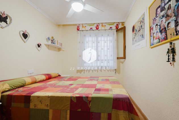 Resale - Apartment / flat -
Torrevieja - Costa Blanca