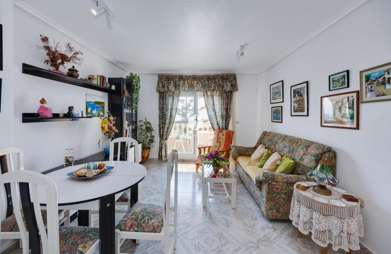 Tweedehands - Appartement / flat -
Torrevieja - Costa Blanca