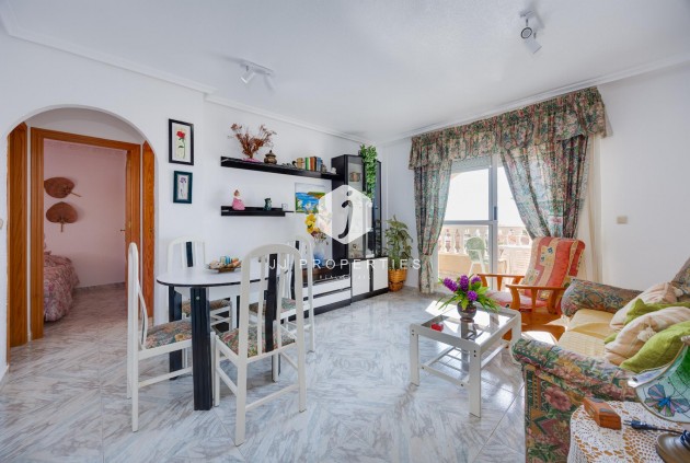 Tweedehands - Appartement / flat -
Torrevieja - Costa Blanca