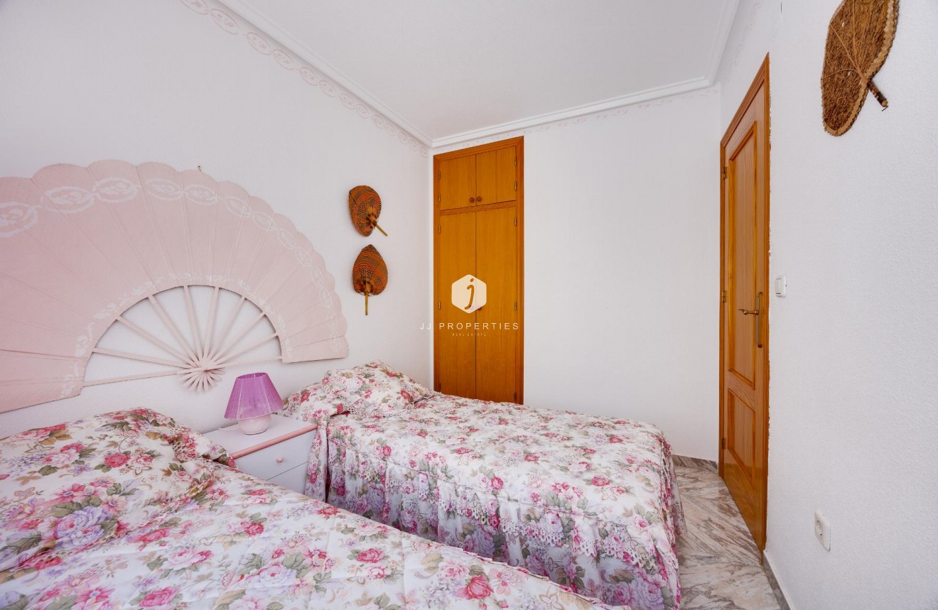 Tweedehands - Appartement / flat -
Torrevieja - Costa Blanca
