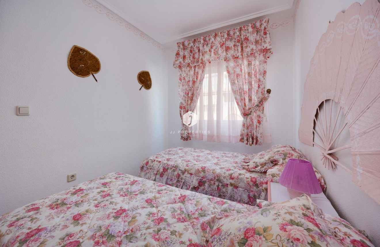Tweedehands - Appartement / flat -
Torrevieja - Costa Blanca
