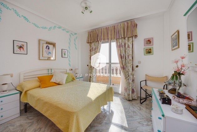 Tweedehands - Appartement / flat -
Torrevieja - Costa Blanca