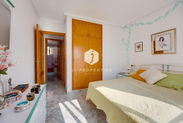 Tweedehands - Appartement / flat -
Torrevieja - Costa Blanca