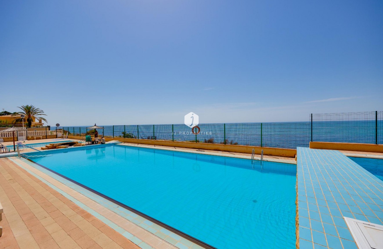 Tweedehands - Appartement / flat -
Torrevieja - Costa Blanca