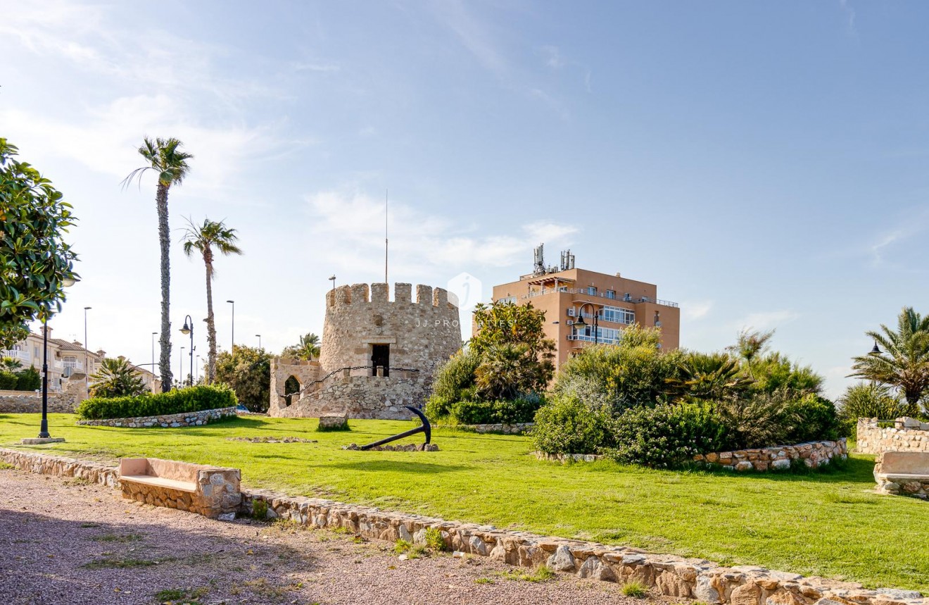 Tweedehands - Appartement / flat -
Torrevieja - Costa Blanca