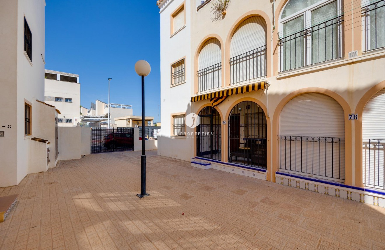 Tweedehands - Bungalow -
Torrevieja - Costa Blanca