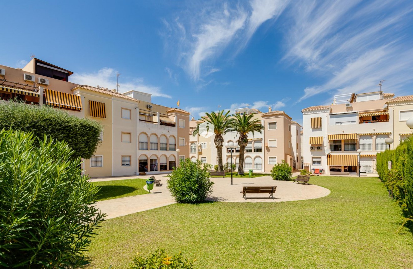 Tweedehands - Bungalow -
Torrevieja - Costa Blanca
