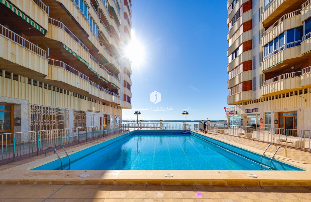 Tweedehands - Appartement / flat -
Torrevieja - Costa Blanca