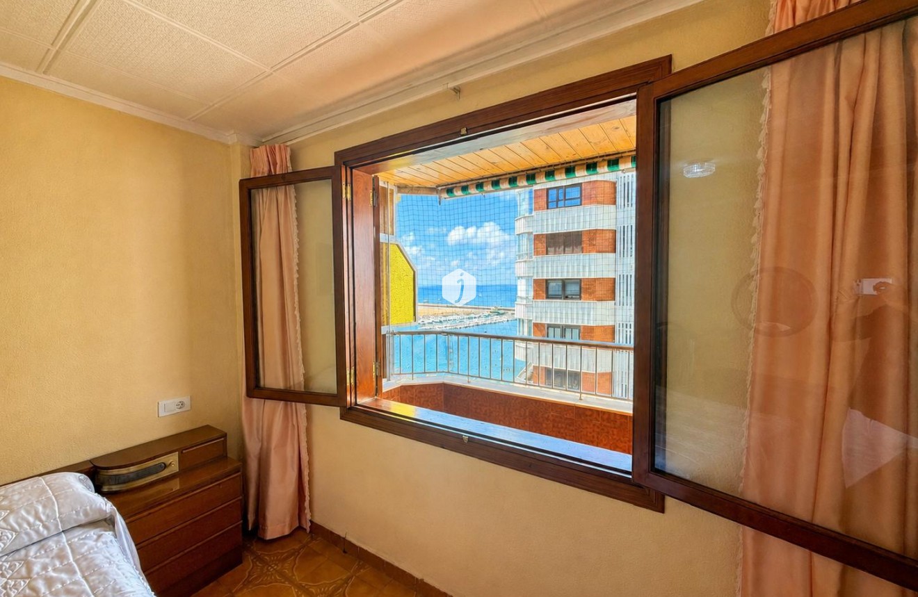 Tweedehands - Appartement / flat -
Torrevieja - Costa Blanca
