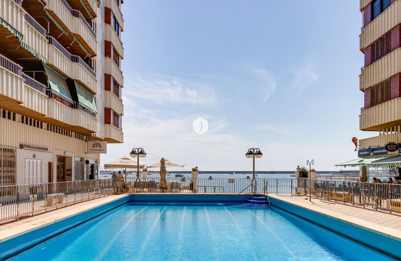 Tweedehands - Appartement / flat -
Torrevieja - Costa Blanca