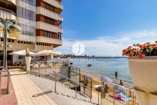 Tweedehands - Appartement / flat -
Torrevieja - Costa Blanca