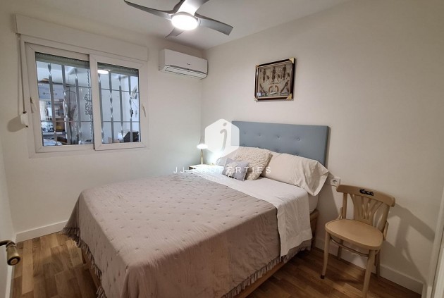 Aus zweiter Hand - Villa -
Torrevieja - Los Balcones - Los Altos del Edén