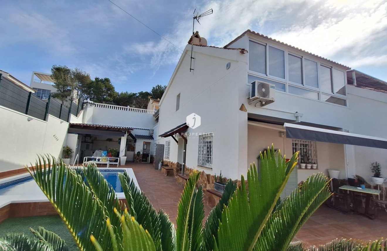 Aus zweiter Hand - Villa -
Torrevieja - Los Balcones - Los Altos del Edén