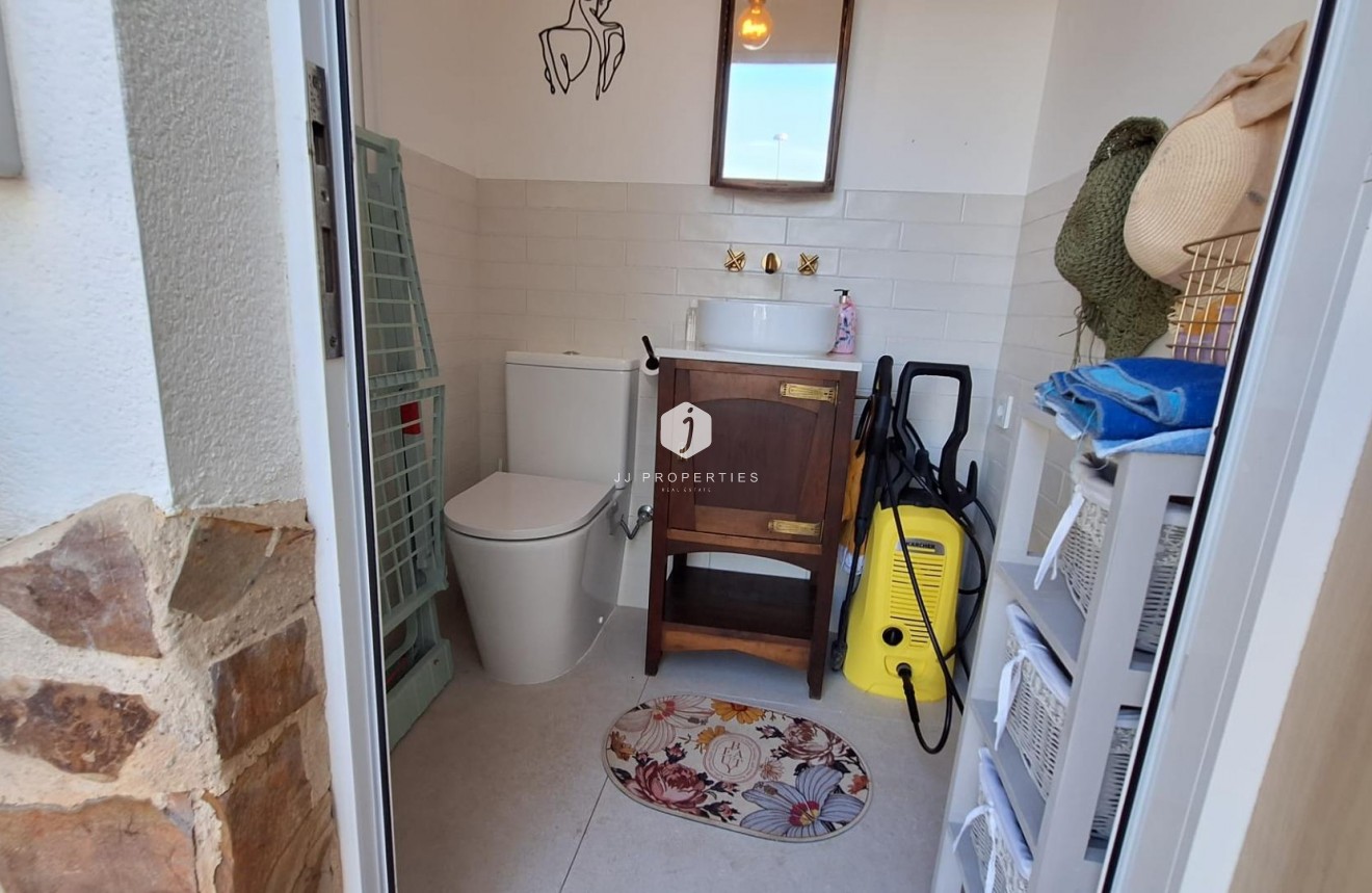 Aus zweiter Hand - Villa -
Torrevieja - Los Balcones - Los Altos del Edén