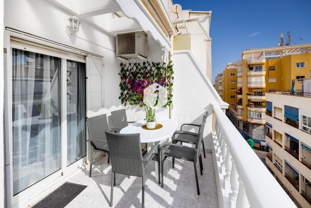 Tweedehands - Appartement / flat -
Torrevieja - Estacion de autobuses