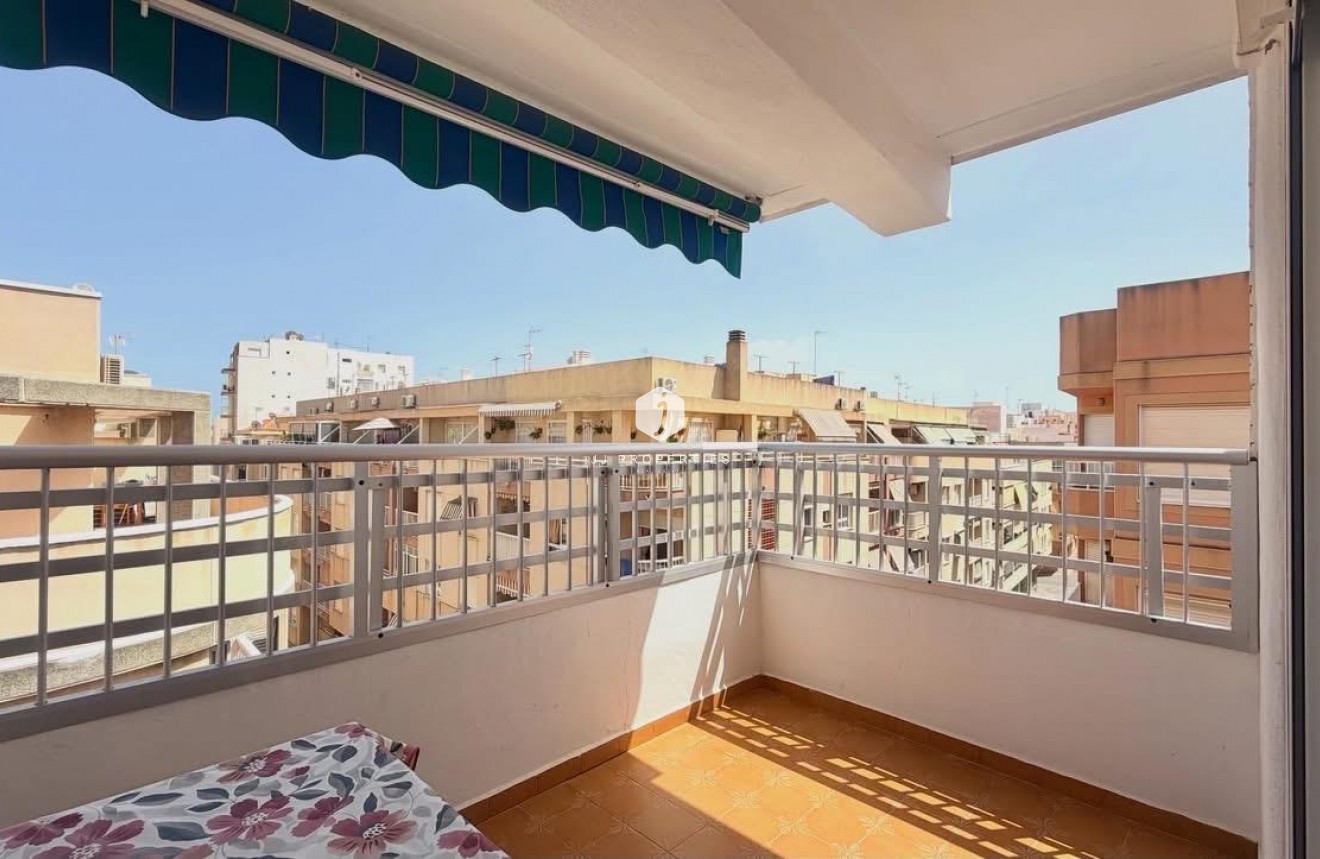 D'occasion - Attique -
Torrevieja - Habaneras