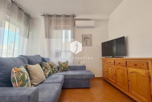 D'occasion - Attique -
Torrevieja - Habaneras