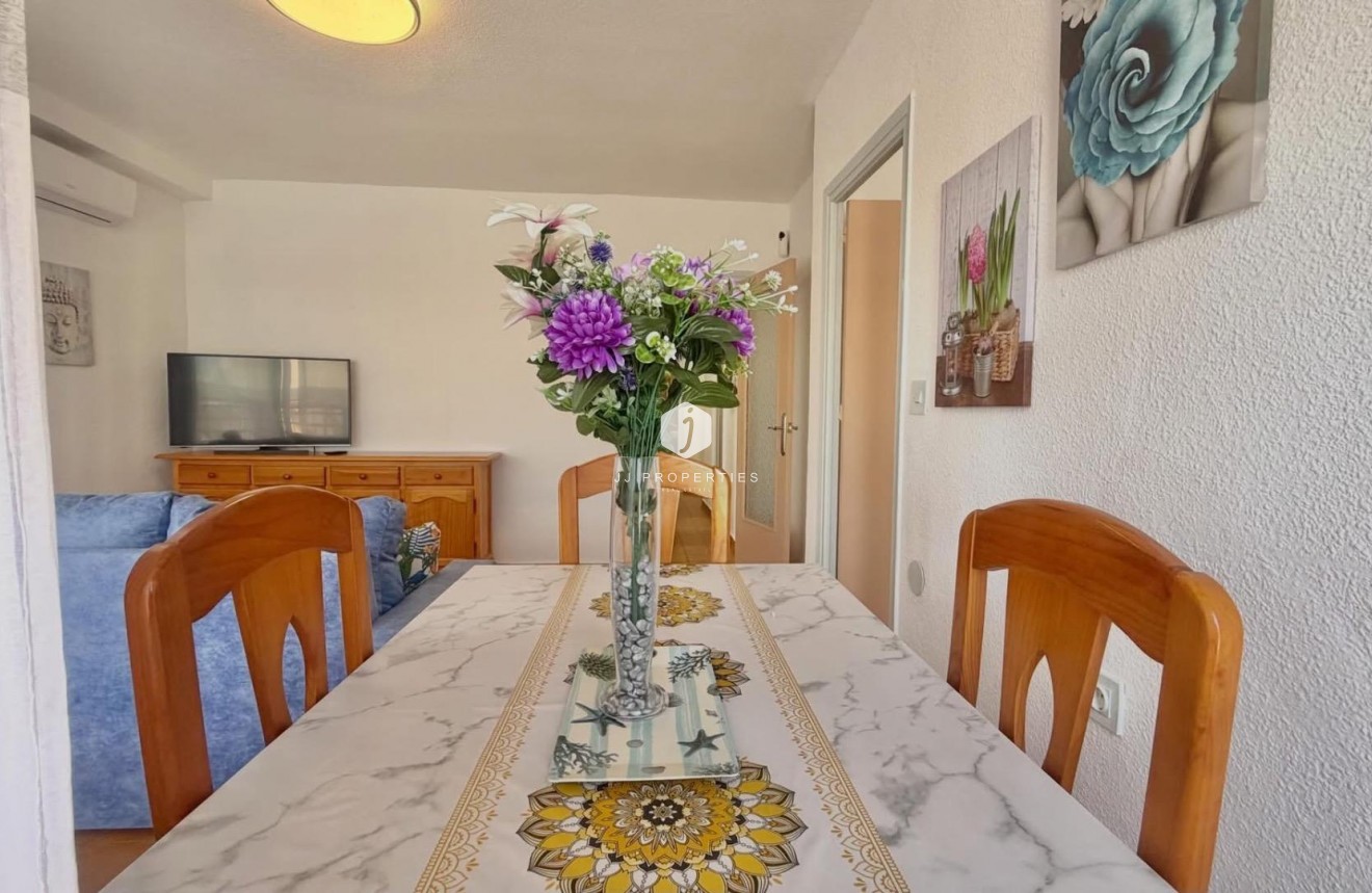 D'occasion - Attique -
Torrevieja - Habaneras