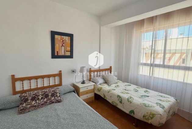 D'occasion - Attique -
Torrevieja - Habaneras
