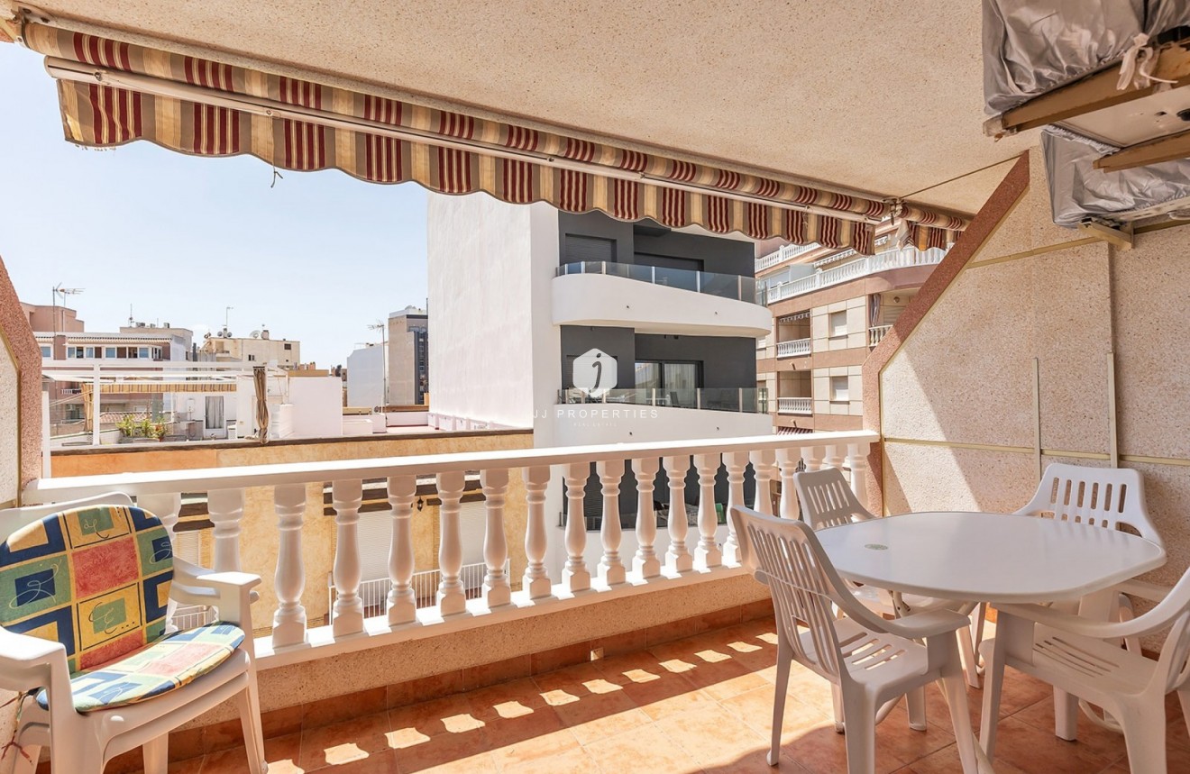 Resale - Apartment / flat -
La Mata - Costa Blanca
