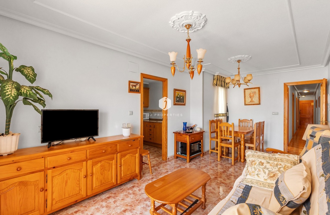 Resale - Apartment / flat -
La Mata - Costa Blanca