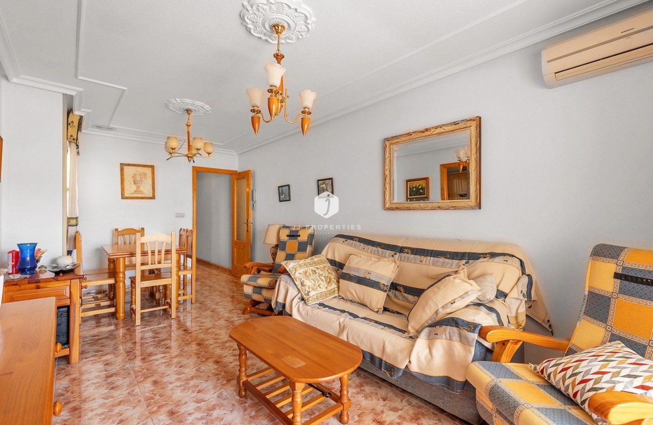 Resale - Apartment / flat -
La Mata - Costa Blanca