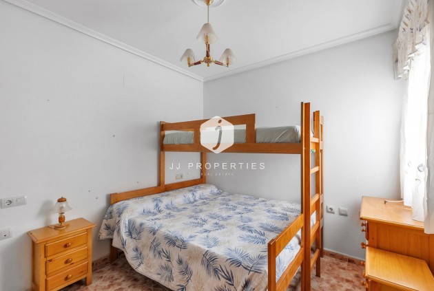 Resale - Apartment / flat -
La Mata - Costa Blanca