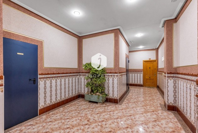 Resale - Apartment / flat -
La Mata - Costa Blanca