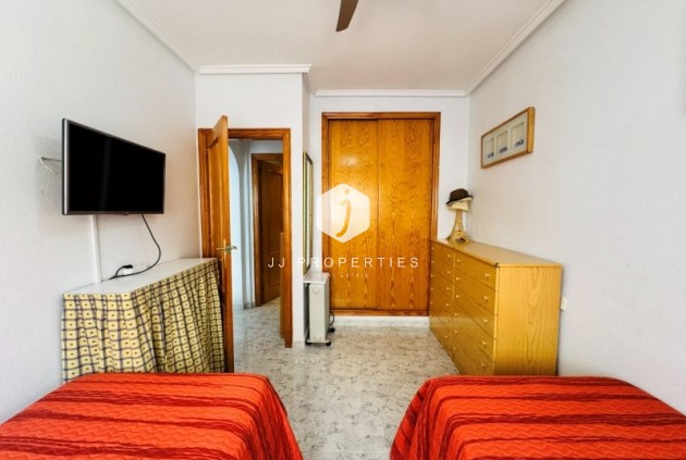 Resale - Apartment / flat -
La Mata - Costa Blanca