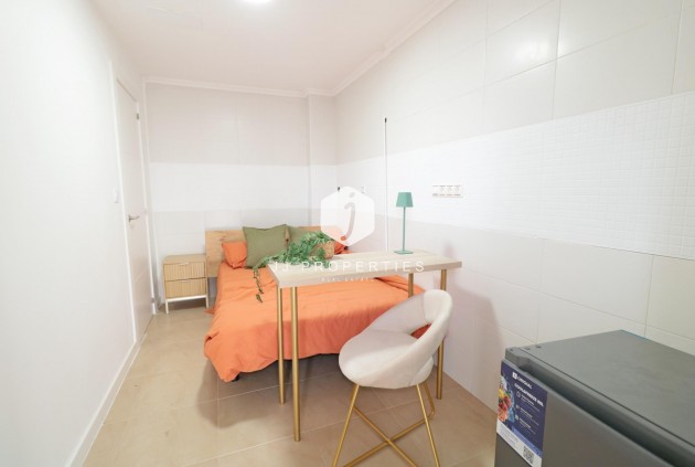 Tweedehands - Appartement / flat -
Torrevieja - Acequion