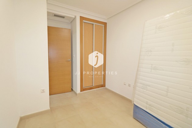 Tweedehands - Appartement / flat -
Torrevieja - Acequion