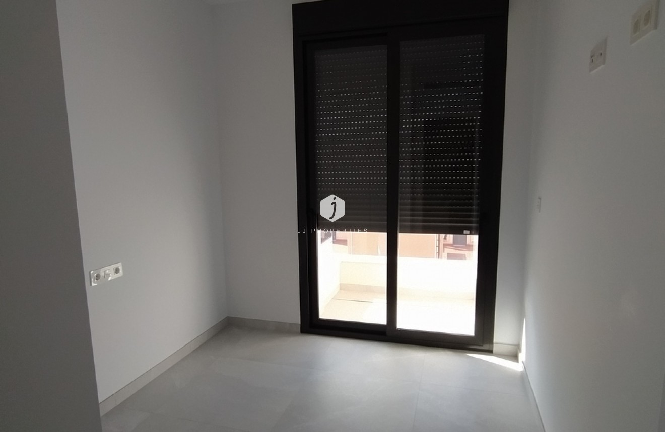 D'occasion - Appartement -
Torrevieja - CENTRE PLAYA DEL CURA LAS PISCINAS