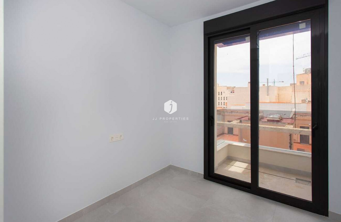 D'occasion - Appartement -
Torrevieja - CENTRE PLAYA DEL CURA LAS PISCINAS