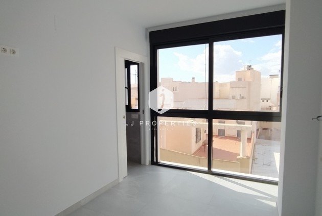 D'occasion - Appartement -
Torrevieja - CENTRE PLAYA DEL CURA LAS PISCINAS