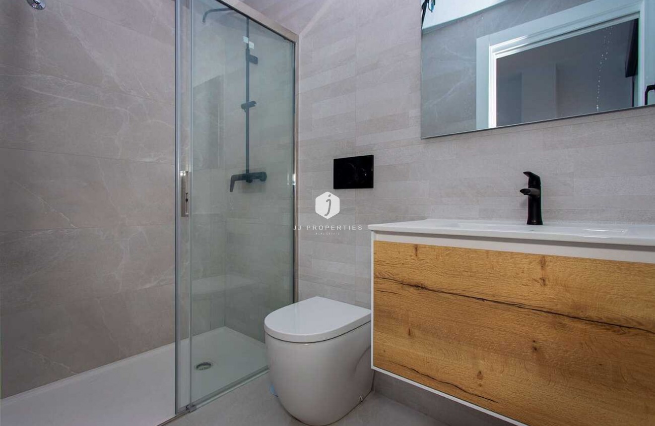 D'occasion - Appartement -
Torrevieja - CENTRE PLAYA DEL CURA LAS PISCINAS