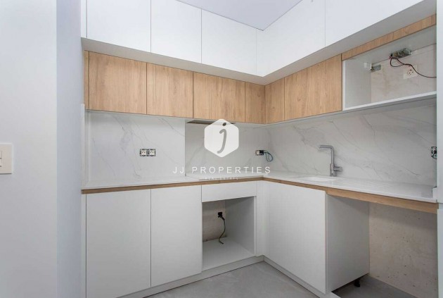 D'occasion - Appartement -
Torrevieja - CENTRE PLAYA DEL CURA LAS PISCINAS