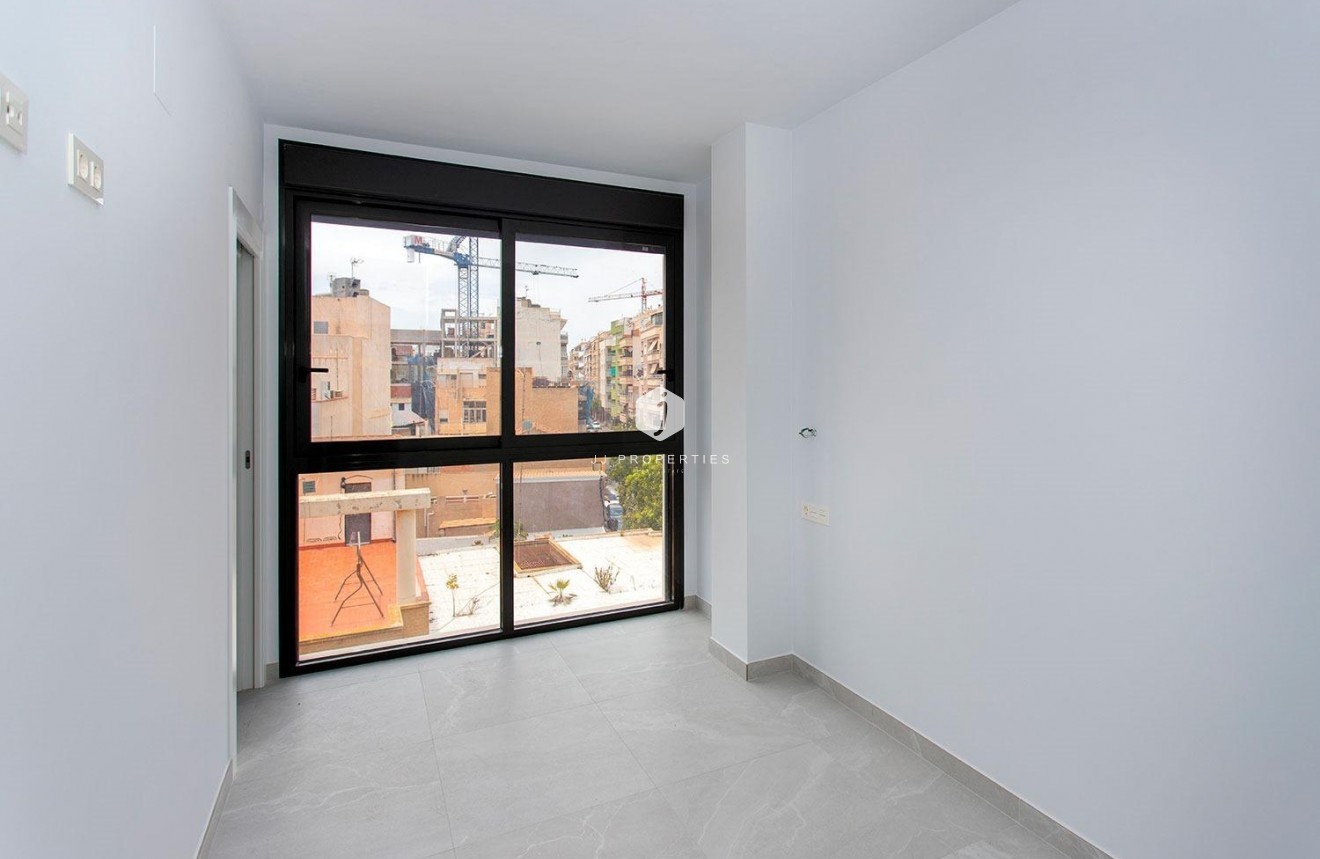 Segunda mano - Apartamento / piso -
Torrevieja - Playa del Cura