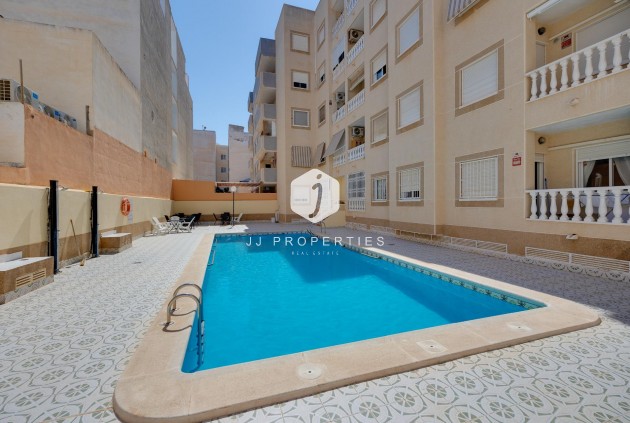 Resale - Apartment / flat -
Torrevieja - Playa del Cura