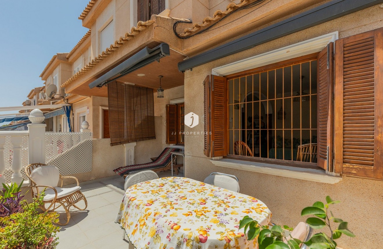 Resale - Chalet -
La Mata - Costa Blanca
